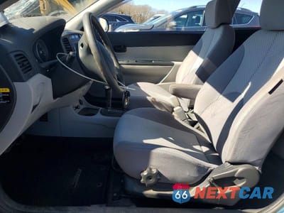 Zdjęcie 7 z 11 samochodu: 2011 HYUNDAI ACCENT GS VIN:KMHCM3AC2BU194193 - miniatura