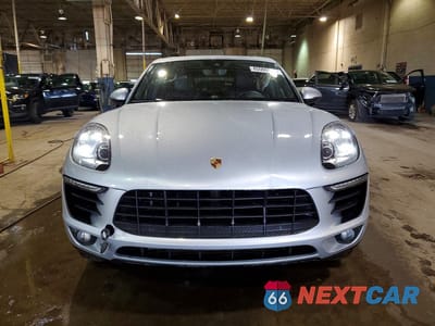 Piąte zdjęcie samochodu w środku: 2018 PORSCHE MACAN VIN:WP1AA2A58JLB13278 - miniatura
