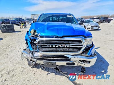 Piąte zdjęcie samochodu w środku: 2021 RAM 1500 BIG HORN VIN:1C6SRFBT8MN687253 - miniatura