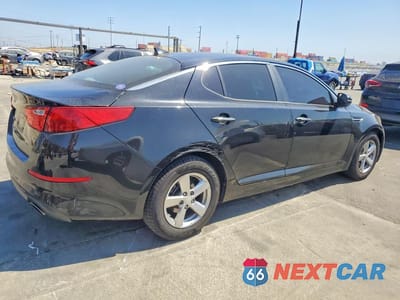 Trzecie zdjęcie samochodu z tyłu: 2015 KIA OPTIMA VIN:5XXGM4A70FG393334 - miniatura
