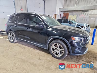 Czwarte zdjęcie samochodu z boku: 2021 MERCEDES-BENZ GLB 250 4MATIC VIN:W1N4M4HB2MW122387 - miniatura