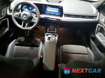 Zdjęcie 8 z 12 samochodu: 2025 BMW X1 M35I VIN:WBX13EF03S5252334 - miniatura