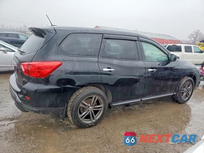 Trzecie zdjęcie samochodu z tyłu: 2018 NISSAN PATHFINDER S VIN:5N1DR2MNXJC667873 - miniatura
