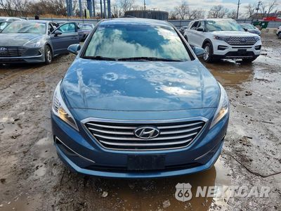 Piąte zdjęcie samochodu w środku: 2017 HYUNDAI SONATA BASE VIN:5NPE24AF0HH568337 - miniatura