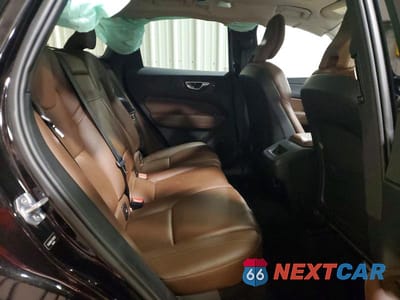 Zdjęcie 11 z 12 samochodu: 2020 VOLVO XC60 T5 MOMENTUM VIN:YV4102RK7L1566382 - miniatura