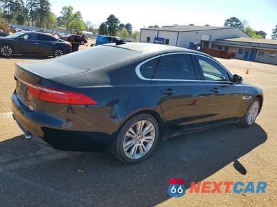 Trzecie zdjęcie samochodu z tyłu: 2017 JAGUAR XF PREMIUM VIN:SAJBD4BV9HCY27777 - miniatura