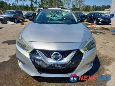 Piąte zdjęcie samochodu w środku: 2017 NISSAN MAXIMA 3.5 SL VIN:1N4AA6AP9HC456904 - miniatura