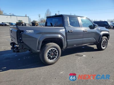 Trzecie zdjęcie samochodu z tyłu: 2026 TOYOTA TACOMA TRD OFF-ROAD VIN:3TMLB5JN8TM227582 - miniatura