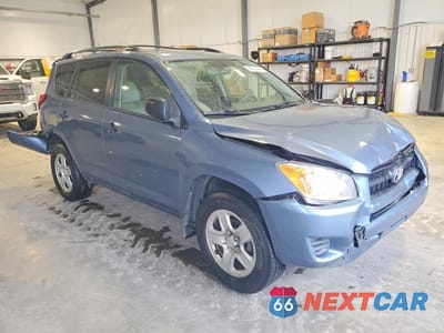 Czwarte zdjęcie samochodu z boku: 2010 TOYOTA RAV4 BASE VIN:JTMZF4DV1A5017719 - miniatura