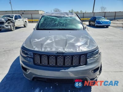 Piąte zdjęcie samochodu w środku: 2022 JEEP GRAND CHEROKEE LAREDO E VIN:1C4RJFAG7NC121004 - miniatura