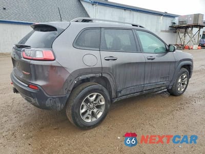 Trzecie zdjęcie samochodu z tyłu: 2019 JEEP CHEROKEE TRAILHAWK VIN:1C4PJMBX2KD459376 - miniatura