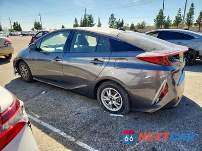 Drugie zdjęcie samochodu z przodu: 2017 TOYOTA PRIUS PRIME PLUS VIN:JTDKARFP6H3063192 - miniatura