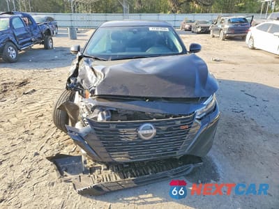 Piąte zdjęcie samochodu w środku: 2025 NISSAN SENTRA SR VIN:3N1AB8DV2SY327286 - miniatura