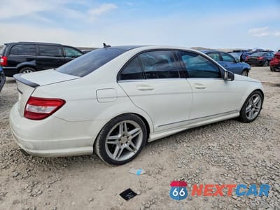 Trzecie zdjęcie samochodu z tyłu: 2010 MERCEDES-BENZ C 300 VIN:WDDGF5EB8AF420971 - miniatura
