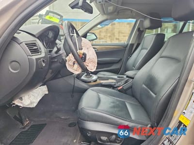 Zdjęcie 7 z 12 samochodu: 2013 BMW X1 XDRIVE28I VIN:WBAVL1C55DVR82432 - miniatura