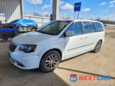 2015 CHRYSLER TOWN & COUNTRY S 2C4RC1HG8FR630465 - główne zdjęcie licytacji z USA - miniatura