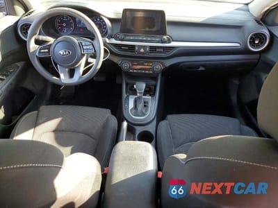 Zdjęcie 8 z 12 samochodu: 2019 KIA FORTE LXS VIN:3KPF24AD5KE093346 - miniatura