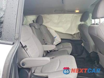 Zdjęcie 11 z 12 samochodu: 2023 TOYOTA SIENNA LE 8-PASSENGER VIN:5TDBRKEC3PS173516 - miniatura