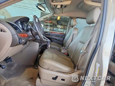 Zdjęcie 7 z 13 samochodu: 2016 CHRYSLER TOWN & COUNTRY TOURING VIN:2C4RC1BG2GR140985 - miniatura