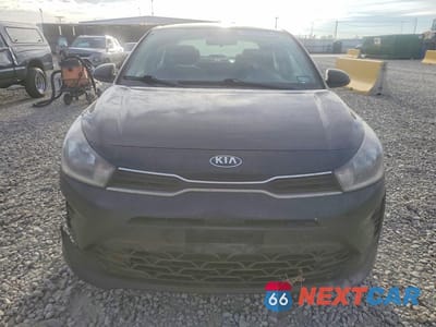 Piąte zdjęcie samochodu w środku: 2021 KIA RIO S VIN:3KPA24AD4ME428769 - miniatura
