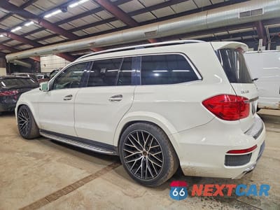Drugie zdjęcie samochodu z przodu: 2013 MERCEDES-BENZ GL 550 4MATIC VIN:4JGDF7DE8DA150223 - miniatura