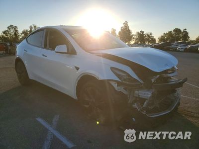 Czwarte zdjęcie samochodu z boku: 2025 TESLA MODEL Y VIN:7SAYGDED5SF223532 - miniatura