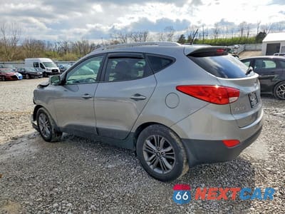 Drugie zdjęcie samochodu z przodu: 2015 HYUNDAI TUCSON SE VIN:KM8JUCAGXFU075789 - miniatura