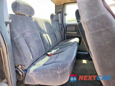 Zdjęcie 10 z 12 samochodu: 2000 CHEVROLET SILVERADO C1500 VIN:2GCEC19T0Y1376827 - miniatura