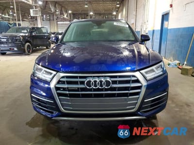 Piąte zdjęcie samochodu w środku: 2019 AUDI Q5 PREMIUM PLUS VIN:WA1BNAFY3K2087164 - miniatura