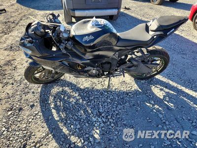 Trzecie zdjęcie samochodu z tyłu: 2019 KAWASAKI ZX636 K VIN:JKBZXJH13KA001362 - miniatura
