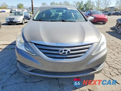 Piąte zdjęcie samochodu w środku: 2014 HYUNDAI SONATA GLS VIN:5NPEB4AC9EH918288 - miniatura