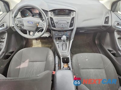 Zdjęcie 8 z 12 samochodu: 2018 FORD FOCUS SE VIN:1FADP3F26JL327290 - miniatura