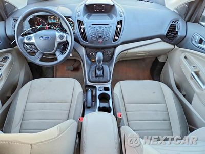 Zdjęcie 8 z 14 samochodu: 2016 FORD ESCAPE SE VIN:1FMCU0GX8GUB83117 - miniatura