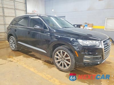 Czwarte zdjęcie samochodu z boku: 2017 AUDI Q7 PREMIUM PLUS VIN:WA1LHAF71HD041316 - miniatura