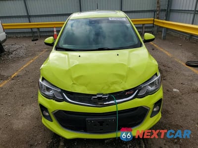 Piąte zdjęcie samochodu w środku: 2019 CHEVROLET SONIC PREMIER VIN:1G1JF6SB8K4103837 - miniatura