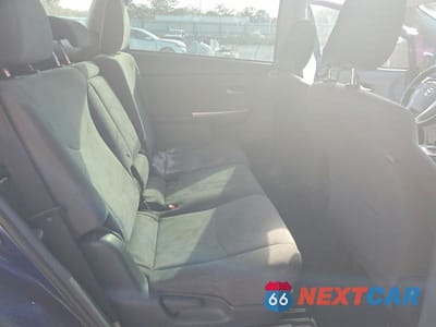 Zdjęcie 10 z 12 samochodu: 2013 TOYOTA PRIUS V TWO VIN:JTDZN3EU9D3219114 - miniatura