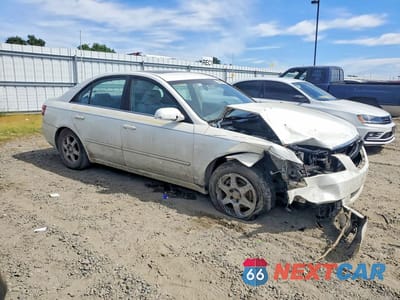 Czwarte zdjęcie samochodu z boku: 2006 HYUNDAI SONATA GLS VIN:KMHEU46C96A103760 - miniatura