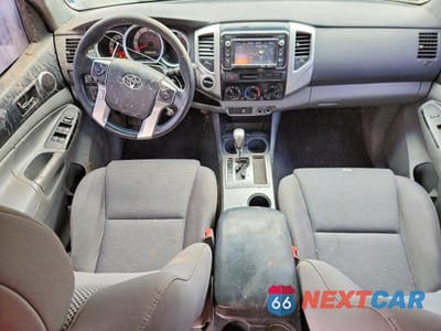 Zdjęcie 8 z 12 samochodu: 2015 TOYOTA TACOMA V6 VIN:3TMMU4FNXFM083362 - miniatura