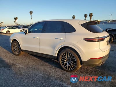 Drugie zdjęcie samochodu z przodu: 2019 PORSCHE CAYENNE VIN:WP1AA2AY4KDA14494 - miniatura