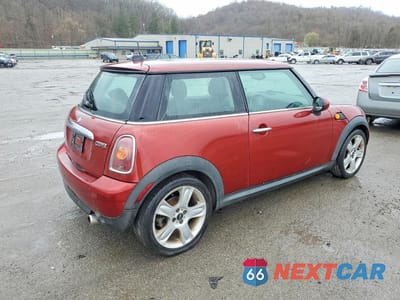 Trzecie zdjęcie samochodu z tyłu: 2007 MINI COOPER VIN:WMWMF33527TU61263 - miniatura