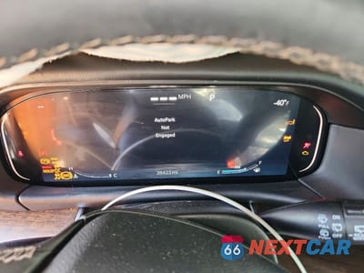 Zdjęcie 9 z 13 samochodu: 2024 JEEP GRAND WAGONEER L SERIES I VIN:1C4SJSEP6RS110088 - miniatura