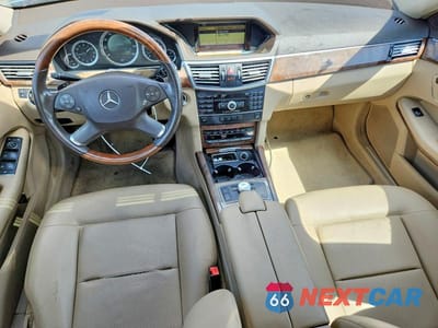 Zdjęcie 8 z 11 samochodu: 2011 MERCEDES-BENZ E 350 4MATIC VIN:WDDHF8HB6BA435470 - miniatura