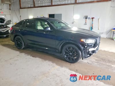 Czwarte zdjęcie samochodu z boku: 2022 BMW X4 XDRIVE30I VIN:5UX33DT04N9L25761 - miniatura