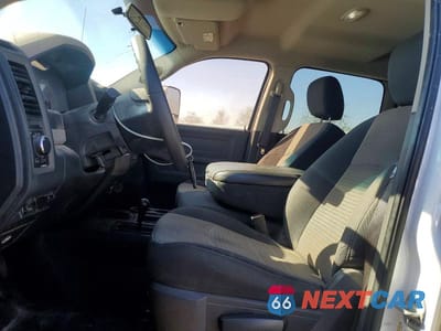 Zdjęcie 7 z 12 samochodu: 2012 DODGE RAM VIN:3C6UD5HL7CG319002 - miniatura