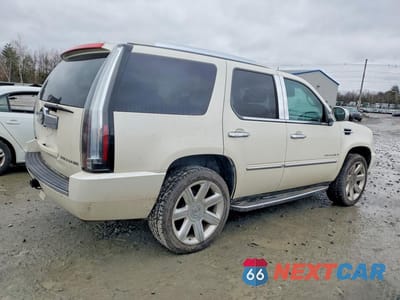 Trzecie zdjęcie samochodu z tyłu: 2008 CADILLAC ESCALADE LUXURY VIN:1GYFK63898R205598 - miniatura