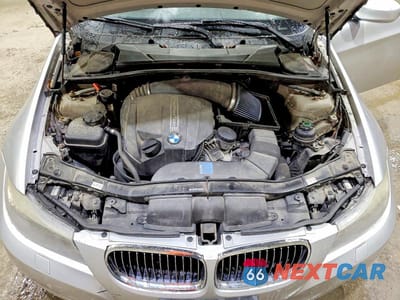 Zdjęcie 11 z 12 samochodu: 2011 BMW 335 XI VIN:WBAPL5C53BA742557 - miniatura