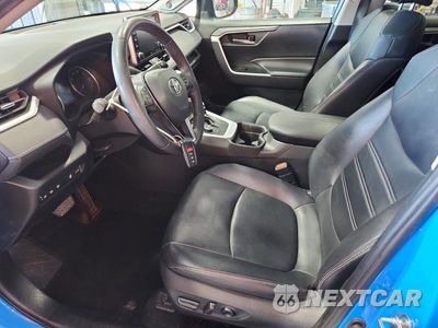 Zdjęcie 7 z 13 samochodu: 2021 TOYOTA RAV4 HYBRID XLE PREMIUM VIN:4T3B6RFV1MU028213 - miniatura