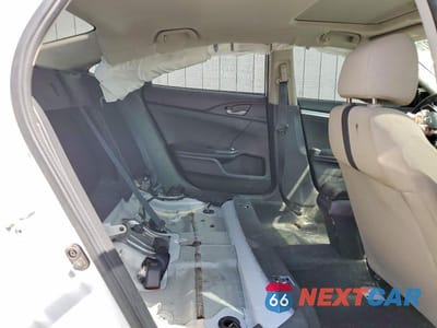 Zdjęcie 10 z 13 samochodu: 2018 HONDA CIVIC EX VIN:19XFC2F74JE208120 - miniatura