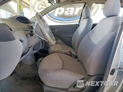 Zdjęcie 7 z 13 samochodu: 2003 TOYOTA ECHO BASE VIN:JTDBT123635033220 - miniatura