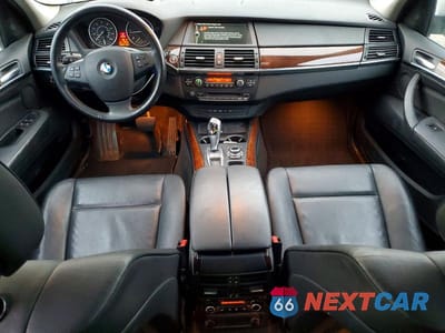 Zdjęcie 8 z 12 samochodu: 2013 BMW X5 XDRIVE35D VIN:5UXZW0C50D0B90998 - miniatura